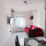 Casa Raffi By Ca-sa Check