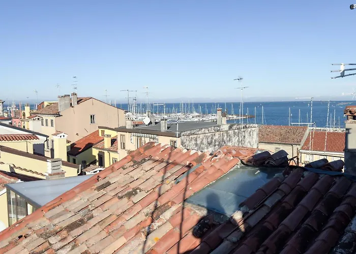 Casa Raffi By Ca-sa Check