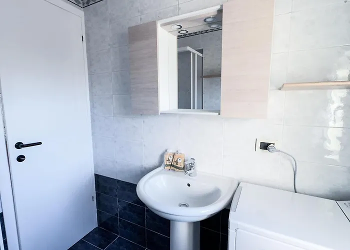 Casa Raffi By Ca-sa Check *