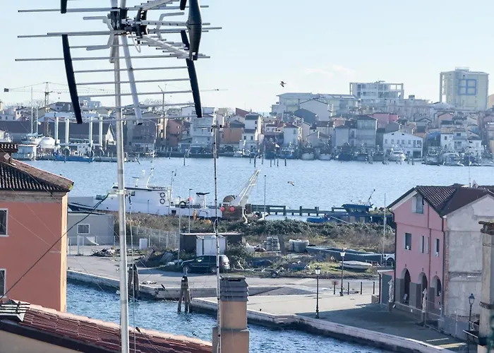 Casa Raffi By Ca-sa Check キオッジャ